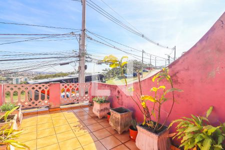 Casa à venda com 378m², 4 quartos e 2 vagasTerraço