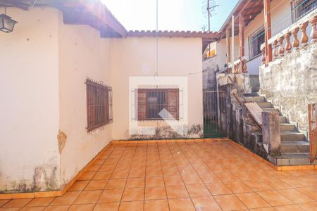 Casa à venda com 378m², 4 quartos e 2 vagasQuintal