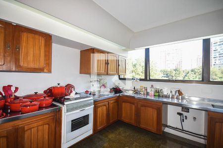 Apartamento à venda com 500m², 4 quartos e 3 vagas Apartamento à venda com 500m², 4 quartos e 3 vagasCozinha