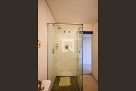 Apartamento à venda com 500m², 4 quartos e 3 vagas Apartamento à venda com 500m², 4 quartos e 3 vagasBanheiro suíte 2