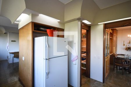 Apartamento à venda com 500m², 4 quartos e 3 vagas Apartamento à venda com 500m², 4 quartos e 3 vagasCozinha