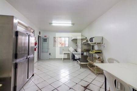 Casa à venda com 277m², 4 quartos e 7 vagas Casa à venda com 277m², 4 quartos e 7 vagasEdícula