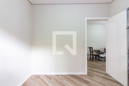 Casa à venda com 277m², 4 quartos e 7 vagas Casa à venda com 277m², 4 quartos e 7 vagasQuarto 3