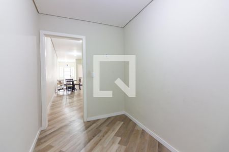 Casa à venda com 277m², 4 quartos e 7 vagas Casa à venda com 277m², 4 quartos e 7 vagasQuarto 4