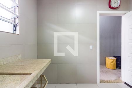 Casa à venda com 277m², 4 quartos e 7 vagas Casa à venda com 277m², 4 quartos e 7 vagasCozinha