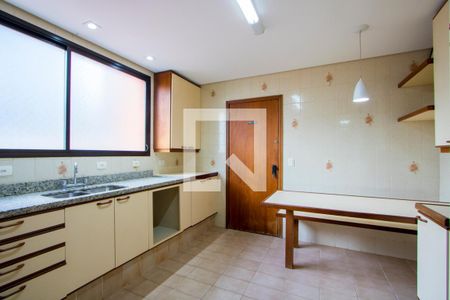 Apartamento à venda com 159m², 3 quartos e 2 vagas Apartamento à venda com 159m², 3 quartos e 2 vagasCozinha