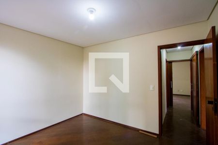 Apartamento à venda com 159m², 3 quartos e 2 vagas Apartamento à venda com 159m², 3 quartos e 2 vagasQuarto 3