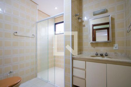 Apartamento à venda com 159m², 3 quartos e 2 vagas Apartamento à venda com 159m², 3 quartos e 2 vagasBanheiro social