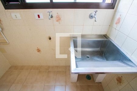 Apartamento à venda com 159m², 3 quartos e 2 vagas Apartamento à venda com 159m², 3 quartos e 2 vagasÁrea de serviço