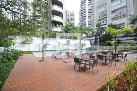 Apartamento à venda com 78m², 2 quartos e 2 vagasPiscina 1
