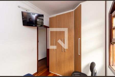 Casa para alugar com 385m², 4 quartos e 7 vagas Casa para alugar com 385m², 4 quartos e 7 vagasQuarto 1