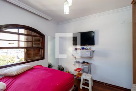 Casa para alugar com 385m², 4 quartos e 7 vagas Casa para alugar com 385m², 4 quartos e 7 vagasQuarto 3 - Suíte 1