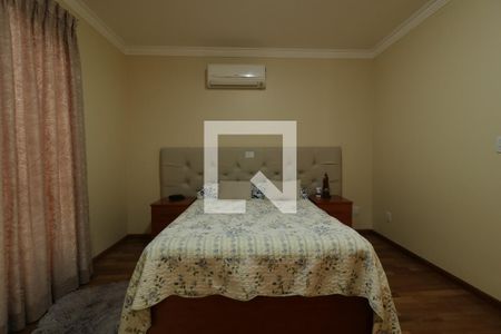 Casa à venda com 248m², 3 quartos e 4 vagasSuite Principal