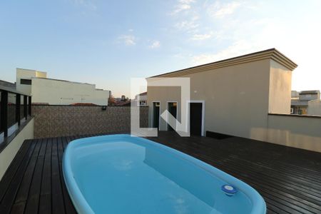 Casa à venda com 248m², 3 quartos e 4 vagasDeck - Piscina