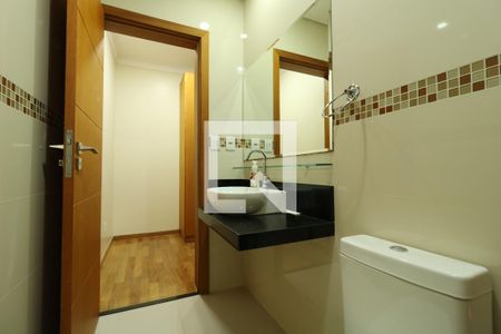 Casa à venda com 248m², 3 quartos e 4 vagasBanheiro da Suite 1