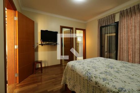 Casa à venda com 248m², 3 quartos e 4 vagasSuite Principal