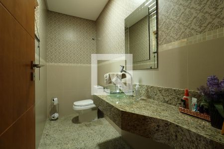 Casa à venda com 248m², 3 quartos e 4 vagasLavabo