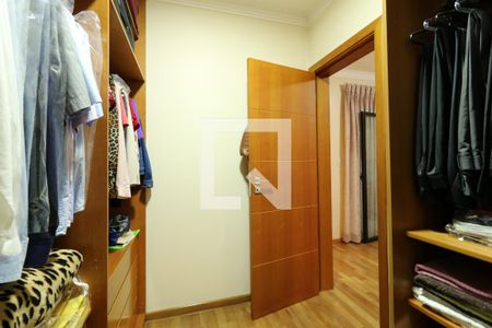 Casa à venda com 248m², 3 quartos e 4 vagasCloset da Suite Principal