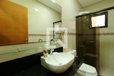 Casa à venda com 248m², 3 quartos e 4 vagasBanheiro da Suite 1