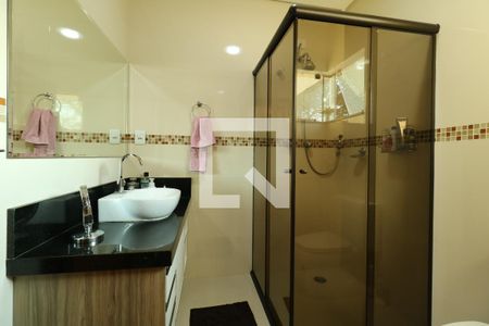 Casa à venda com 248m², 3 quartos e 4 vagasBanheiro da Suite Principal