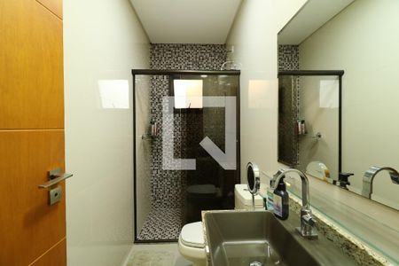 Casa à venda com 248m², 3 quartos e 4 vagasBanheiro da Suite 2