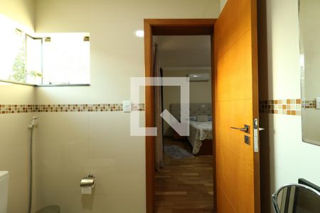 Casa à venda com 248m², 3 quartos e 4 vagasBanheiro da Suite Principal
