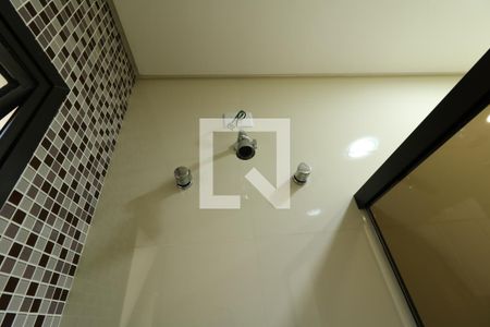 Casa à venda com 248m², 3 quartos e 4 vagasBanheiro da Suite 2