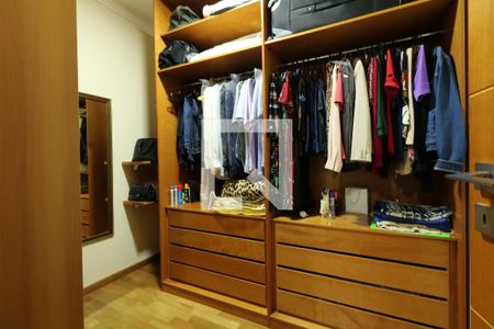 Casa à venda com 248m², 3 quartos e 4 vagasCloset da Suite Principal
