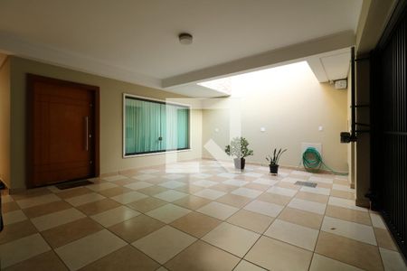 Casa à venda com 248m², 3 quartos e 4 vagasGaragem