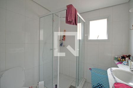 Casa à venda com 234m², 3 quartos e 2 vagasSuíte-Banheiro