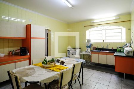 Casa à venda com 380m², 5 quartos e 3 vagasCozinha