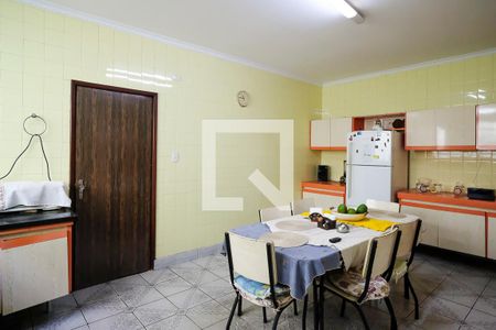 Casa à venda com 380m², 5 quartos e 3 vagasCozinha