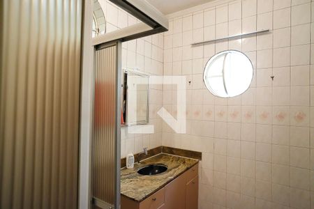 Casa à venda com 380m², 5 quartos e 3 vagasBanheiro 1