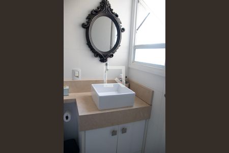 Apartamento à venda com 48m², 2 quartos e 1 vaga Apartamento à venda com 48m², 2 quartos e 1 vagaBanheiro