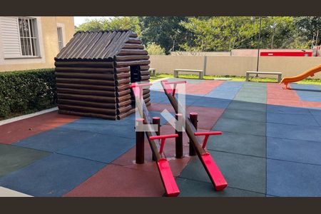 Apartamento à venda com 48m², 2 quartos e 1 vaga Apartamento à venda com 48m², 2 quartos e 1 vagaÁrea comum - Playground