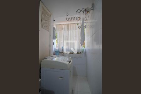 Apartamento à venda com 78m², 3 quartos e 1 vagaCozinha e Área de Serviço