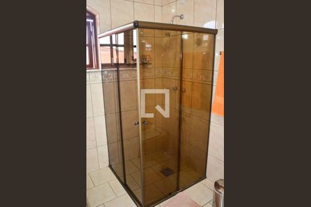 Casa à venda com 310m², 4 quartos e 4 vagas Casa à venda com 310m², 4 quartos e 4 vagasBanheiro