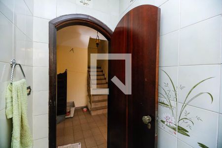 Casa à venda com 210m², 3 quartos e 10 vagas Casa à venda com 210m², 3 quartos e 10 vagasLavabo