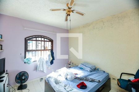 Casa à venda com 210m², 3 quartos e 10 vagas Casa à venda com 210m², 3 quartos e 10 vagasQuarto 2