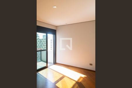 Apartamento à venda com 210m², 4 quartos e 3 vagas Apartamento à venda com 210m², 4 quartos e 3 vagasQuarto 4