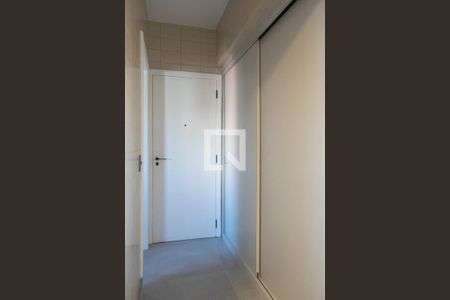 Apartamento à venda com 210m², 4 quartos e 3 vagas Apartamento à venda com 210m², 4 quartos e 3 vagasÁrea de Serviço