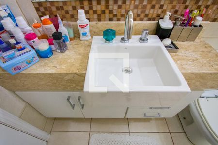 Apartamento à venda com 200m², 3 quartos e 2 vagas Apartamento à venda com 200m², 3 quartos e 2 vagasBanheiro do quarto 1