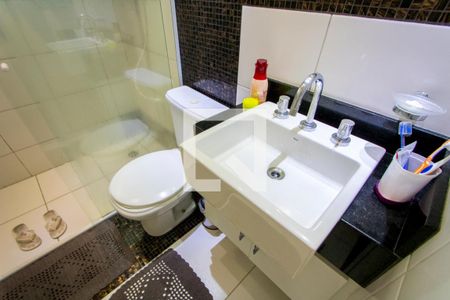 Apartamento à venda com 200m², 3 quartos e 2 vagas Apartamento à venda com 200m², 3 quartos e 2 vagasBanheiro social