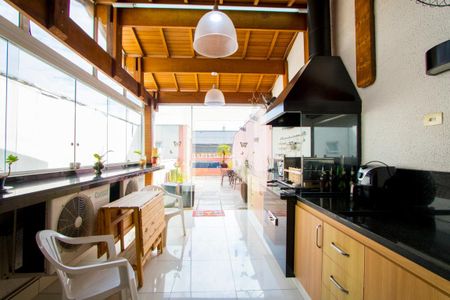 Apartamento à venda com 200m², 3 quartos e 2 vagas Apartamento à venda com 200m², 3 quartos e 2 vagasEspaço gourmet