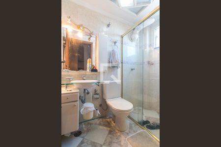 Apartamento à venda com 104m², 3 quartos e 2 vagasBanheiro da Suite