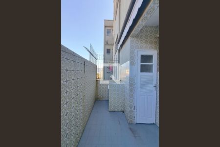 Apartamento à venda com 70m², 2 quartos e 1 vagaÁrea de Serviço