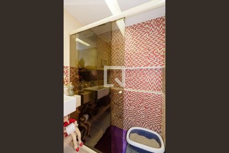 Apartamento à venda com 180m², 4 quartos e 1 vaga Apartamento à venda com 180m², 4 quartos e 1 vagaBanheiro Corredor