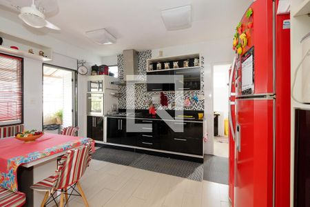 Apartamento à venda com 180m², 4 quartos e 1 vaga Apartamento à venda com 180m², 4 quartos e 1 vagaCozinha