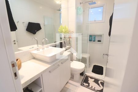 Apartamento à venda com 105m², 2 quartos e 2 vagasBanheiro Quarto 2 