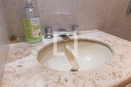 Apartamento para alugar com 140m², 4 quartos e 2 vagasdetalhe do Banheiro